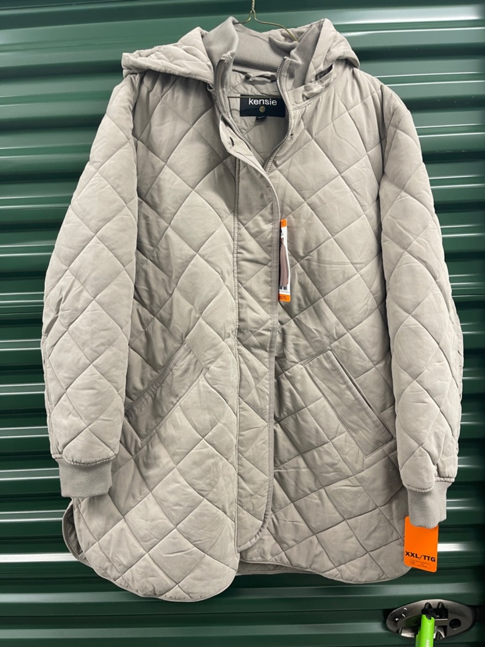 Kensie Quilted Bomber Jacket in Light Taupe